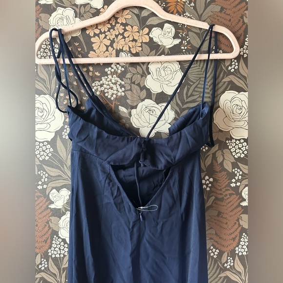 NWOT About Us Lisseth Maxi Dress in navy size small - Picture 4 of 6